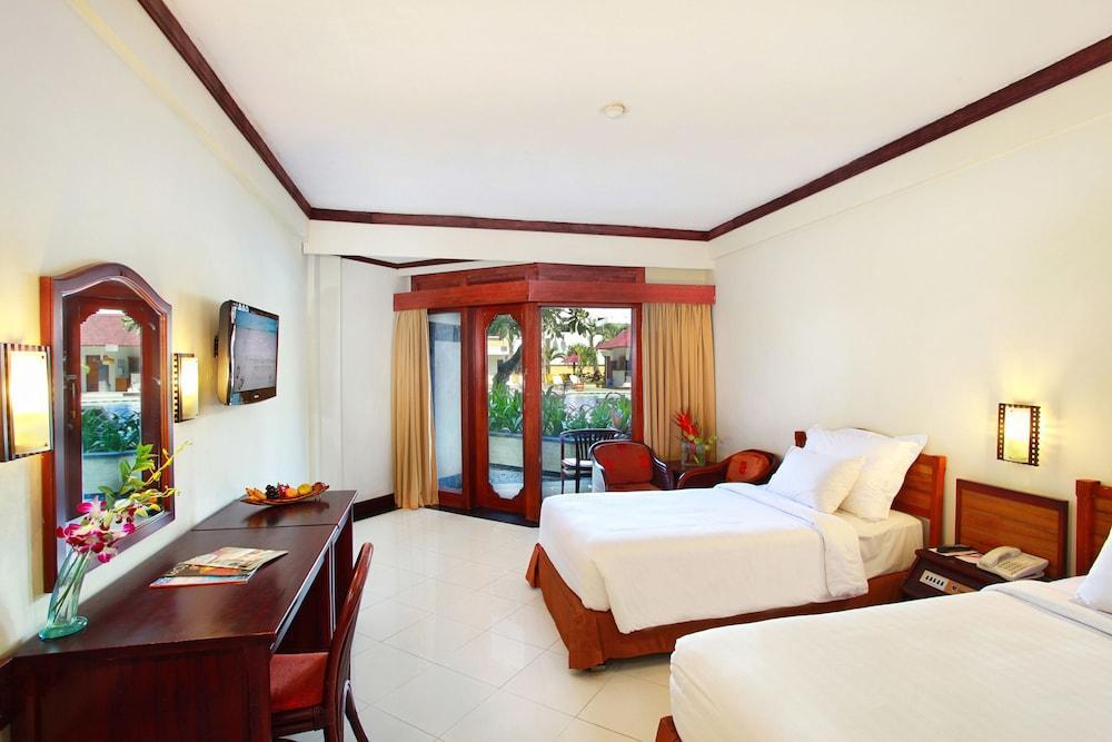 Truntum Kuta Bali Hotel Exterior foto