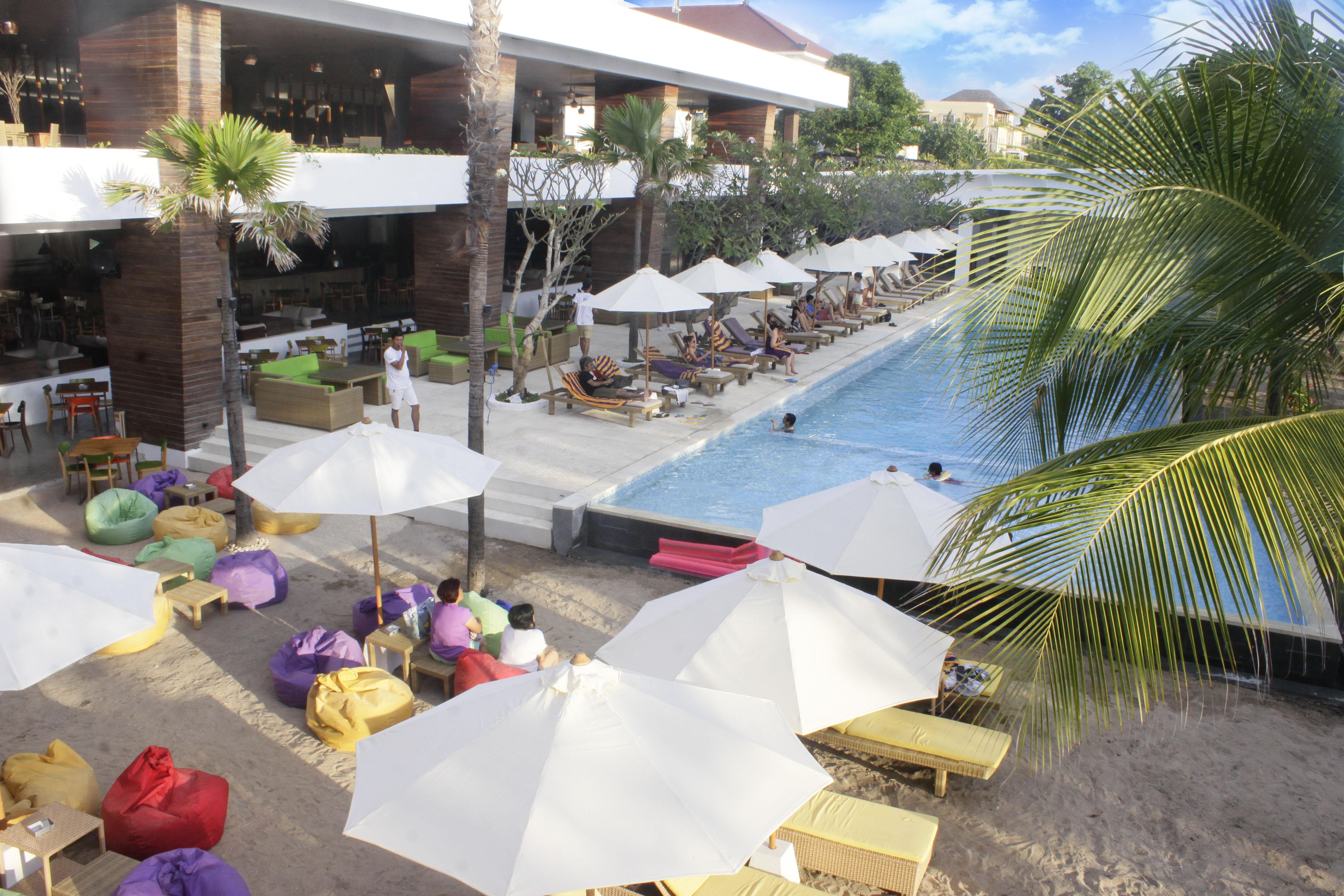 Truntum Kuta Bali Hotel Exterior foto